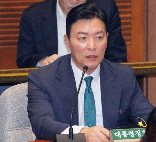 이광우 경호본부장 특수공무집행 방해 혐의