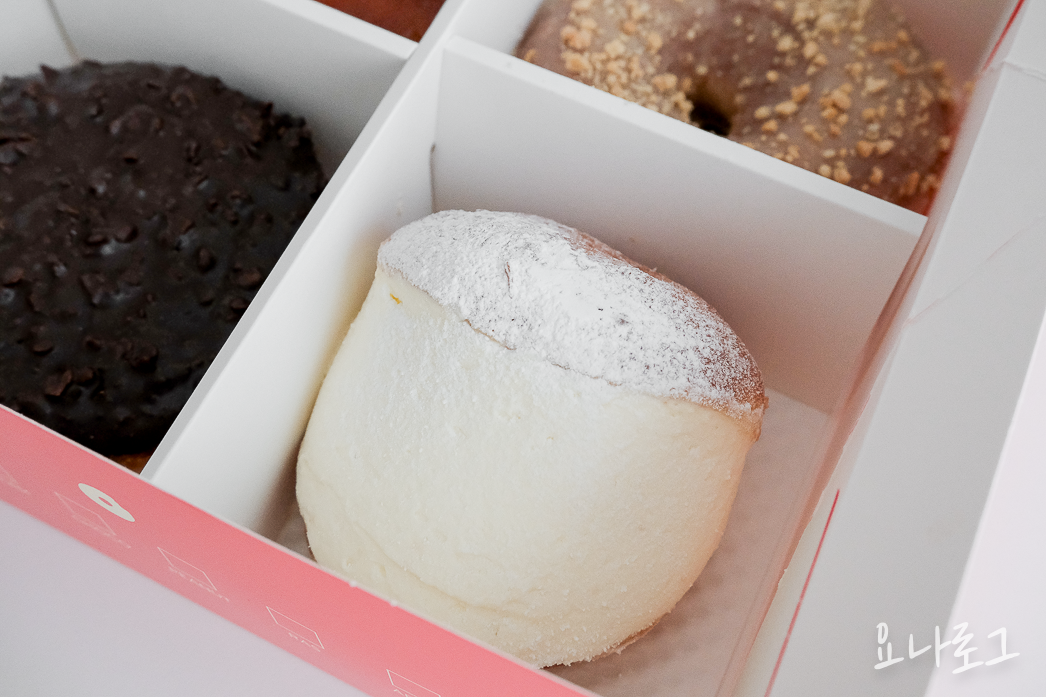 도넛맛집 도넛드로잉 드로잉도넛 판교도넛 미금도넛 분당도넛 판교카페 판교카페추천 미금카페 미금카페추천 분당카페 분당카페추천 분당브런치 판교브런치 브런치카페추천 초코도넛 피넛도넛 라즈베리도넛 우유생크림도넛