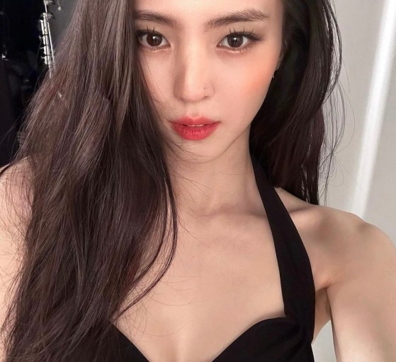 한소희