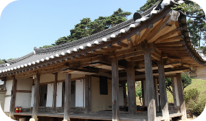 유기방 가옥 고택내부 사랑채 이미지 출처: 유기방가옥