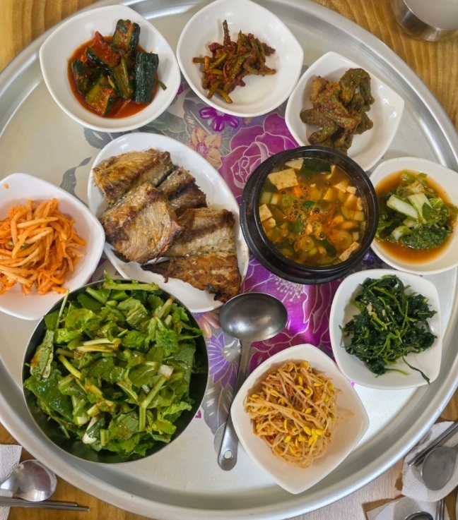 동네한바퀴-안동-6000원-보리밥-보문식당