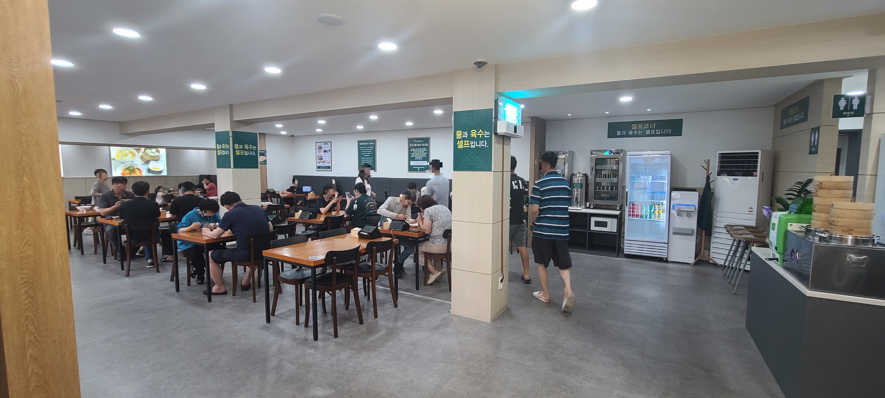 망향비빔국수 비빔국수 맛집 국수 광주맛집 주차장 영업안내 영업시간 깔끔한식당 깨끗한내부 친절함