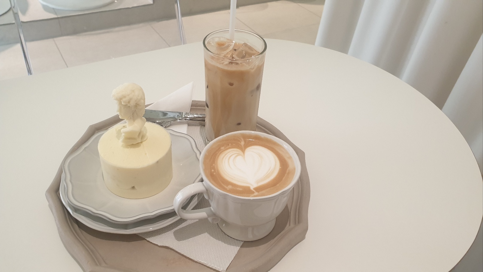 대학로 카페 아티스타 ARTISTA 