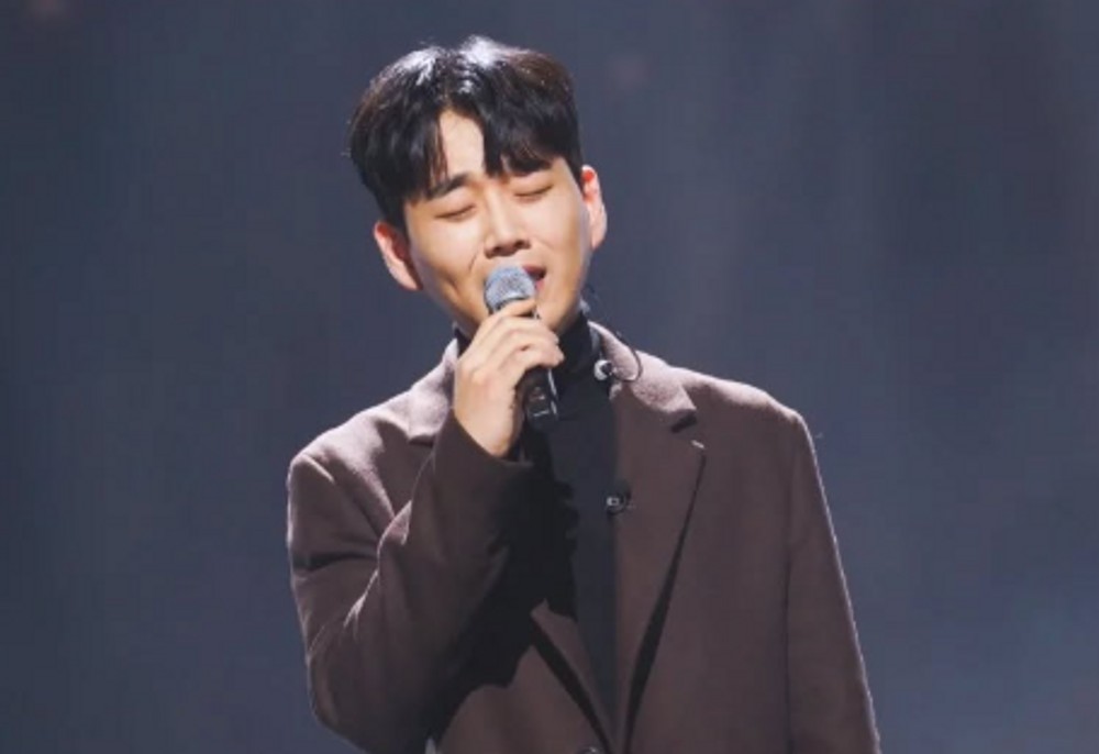 황영웅 생활기록부 학폭논란 루머 나이 학력 가족 학교 노래 프로필