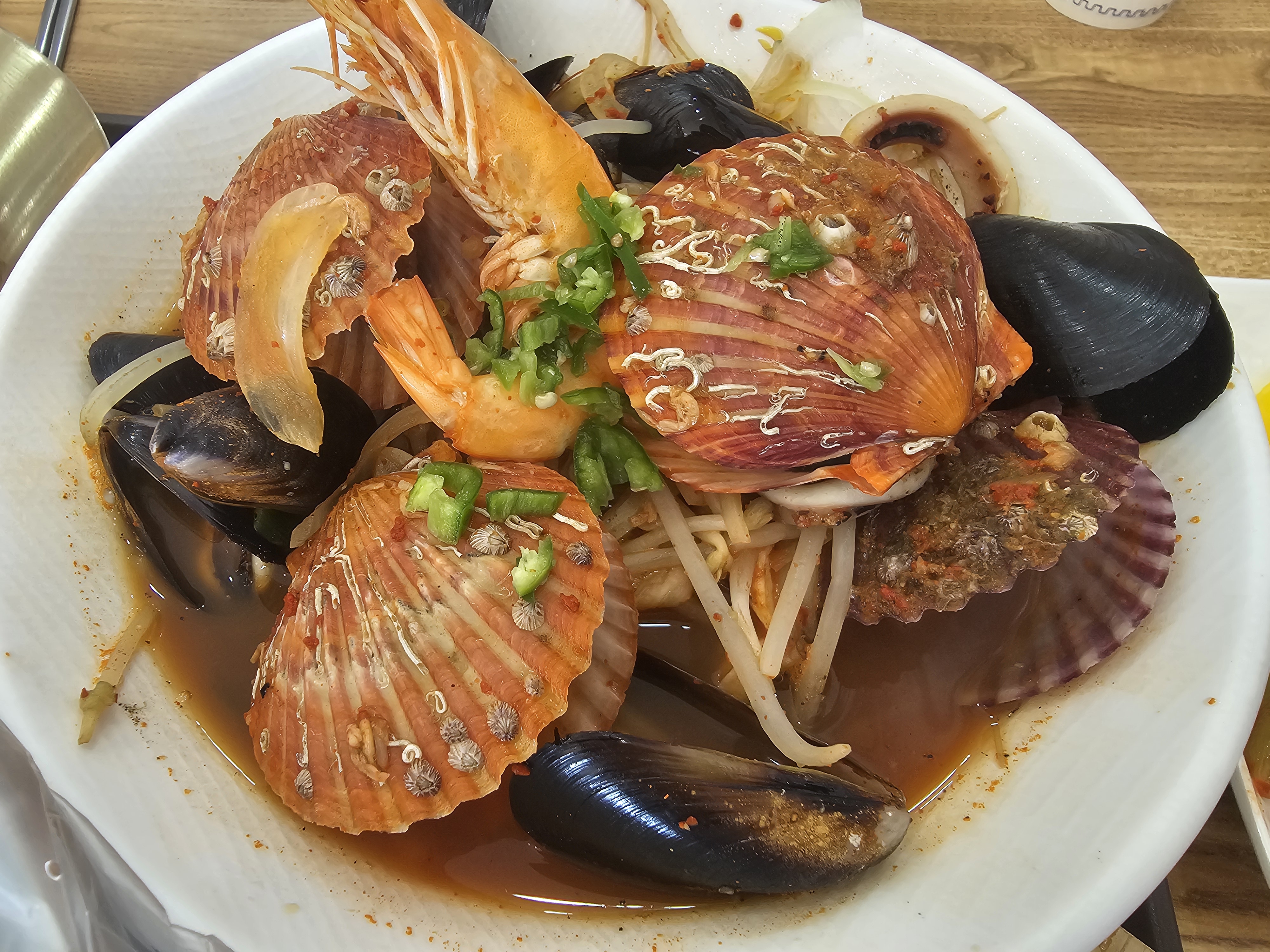 경기도_김포시_대곶면_구름달국수_해장해물국밥