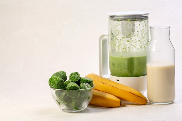 시금치 바나나 스무디