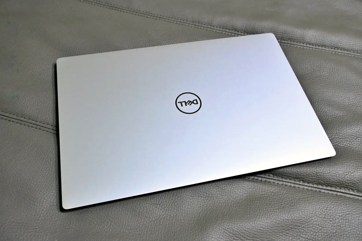 업무용 노트북 추천 DELL XPS 13 DX9340-WP04KR 리뷰 사진 1