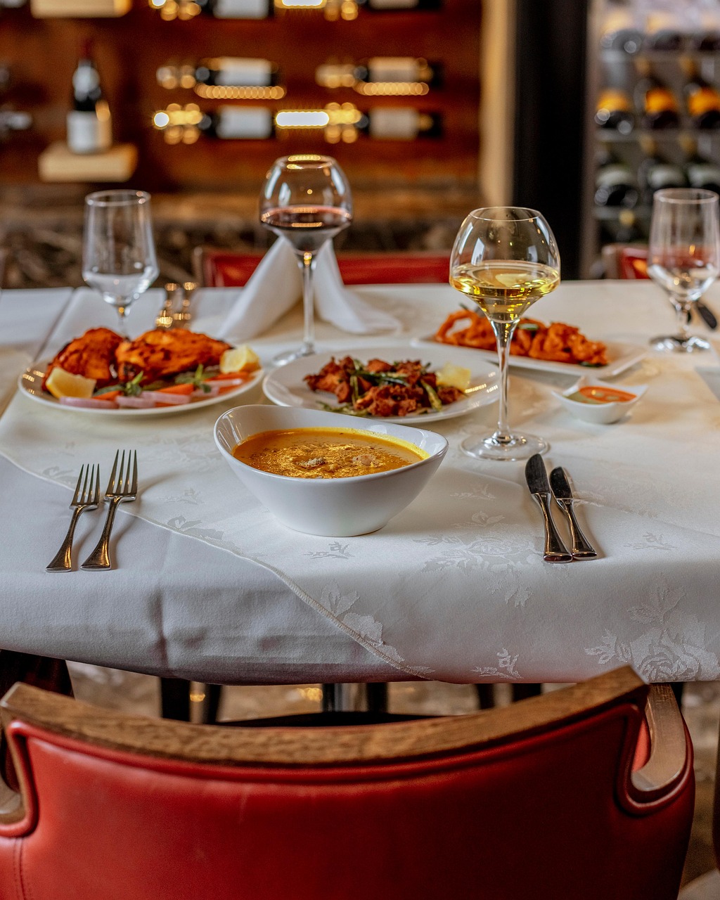 신혼여행을 더욱 특별하게 만드는 ‘서프라이즈 이벤트’ 아이디어