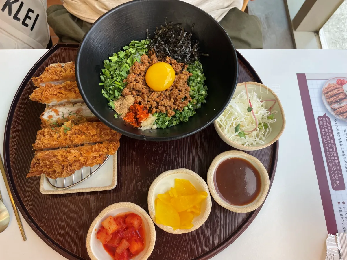 바삭한-돈가스-소바-마제소바-맛집-추천-(답십리점,-건대점-방문후기)