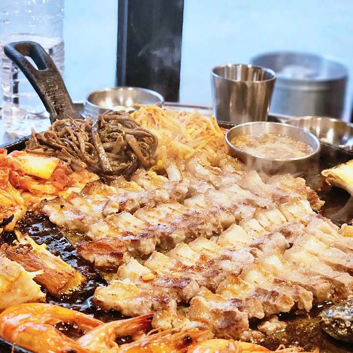 전참시 전지적참견시점 이영자 흑돼지 뼈삼겹 돼지고기 전현무 맛있는 파김치 맛있는 절벽뷰 고깃집 제주 맛집 위치 메뉴 가격 정보