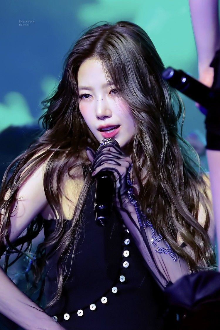 카즈하 몸매