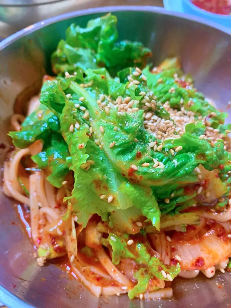 전참시 전지적참견시점 이영자 숨겨진 히든 맛집 청담부부 정우성 이정재 칼국수, 칼비빔국수, 만두, 비빔국수 영등포구 문래동 칼국수집 국수집 맛집 소개
