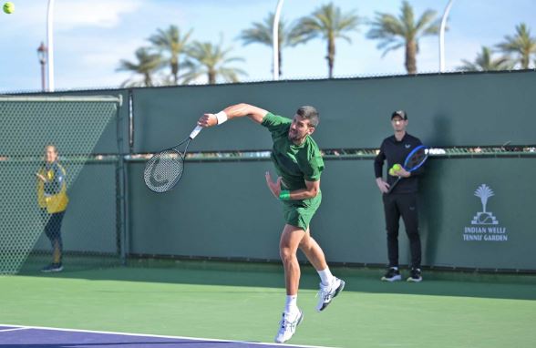 노박 조코비치 서브 훈련 사진
