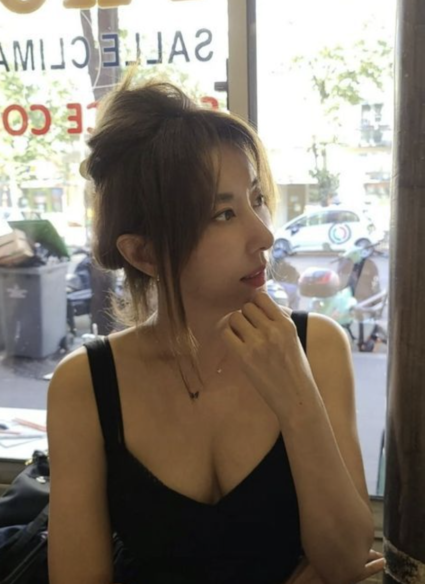 김완선 일상 볼륨감 몸매