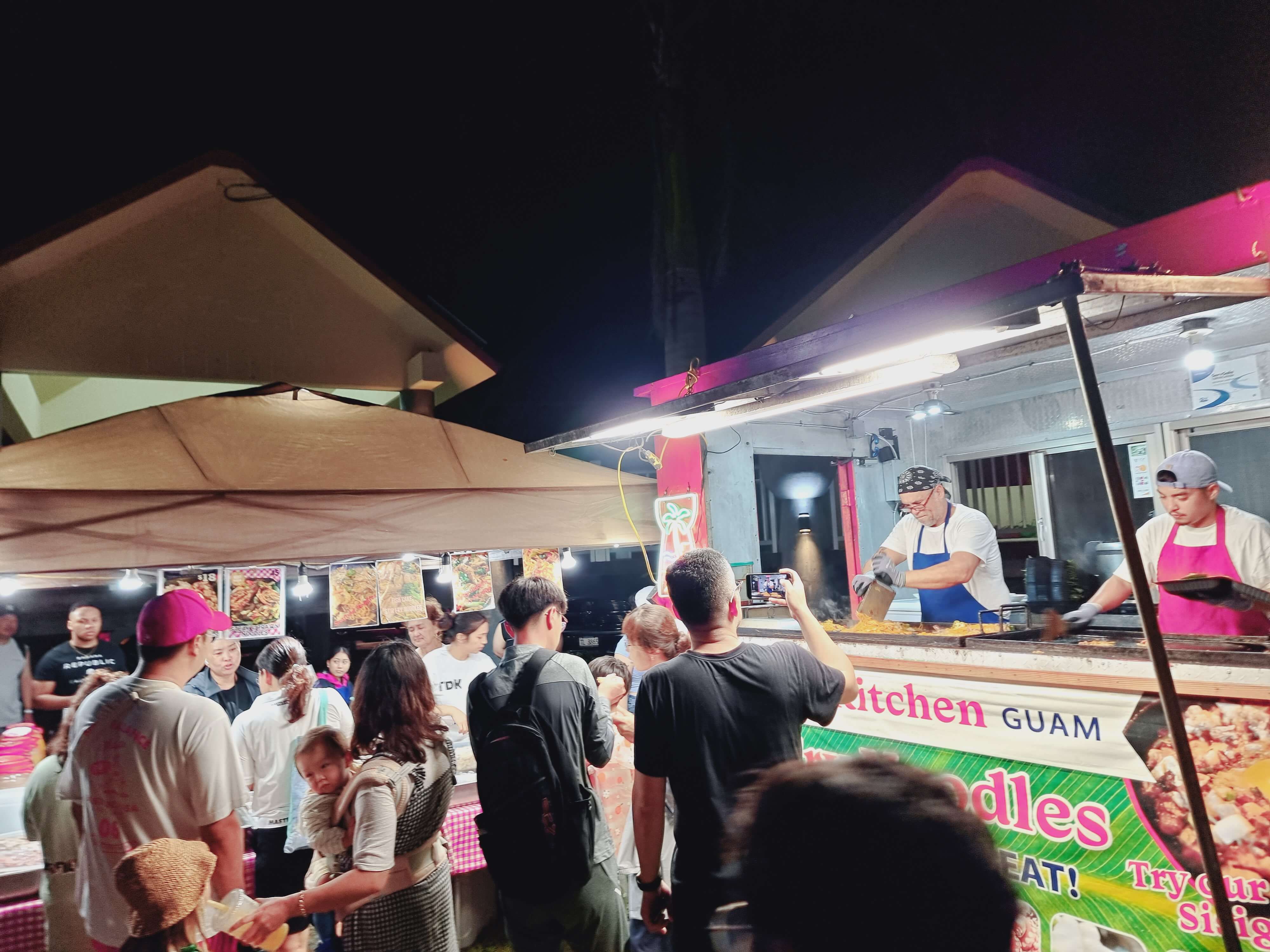 괌투어 매주 수요일 괌에서 열리는 차모로야시장 CHAMORRO