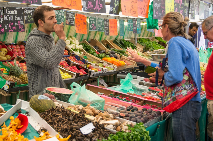 식비와 만족도를 동시에 잡는 현지마트 활용법