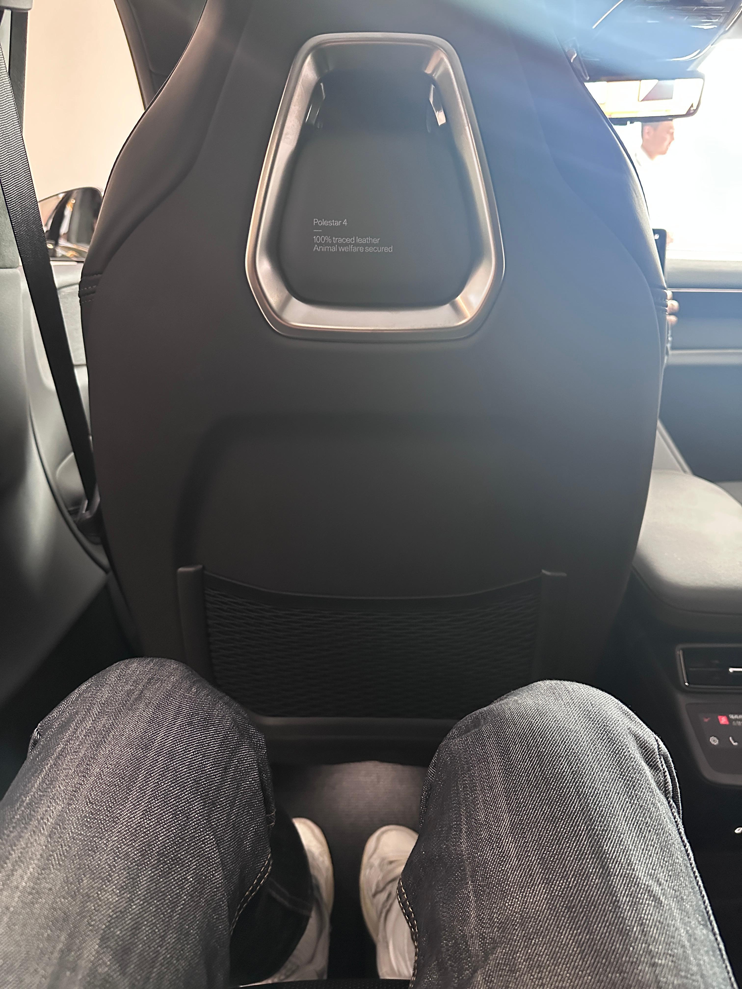 폴스타4 완벽 분석! 스펙, 옵션, 프로모션 및 폴스타2와의 비교 (시승후기 포함)