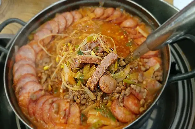 인계동 부대찌개집 '이나경 송탄부대찌개'