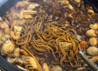 [밀양돌짬뽕] 돌판 누룽지 짬뽕&middot;짜장면&amp;#44; 생생정보에서 소개된 이유는?