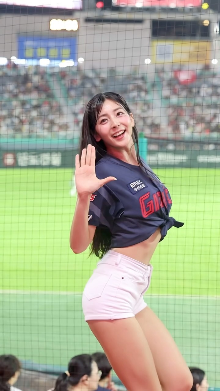 목나경 치어리더