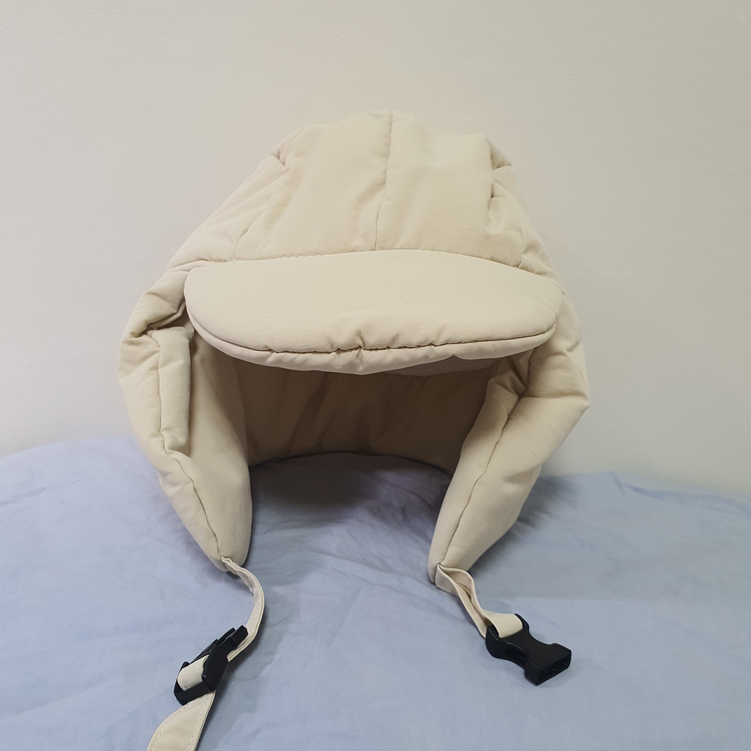 베이지색 군밤모자