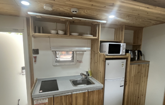 학동자동차야영장