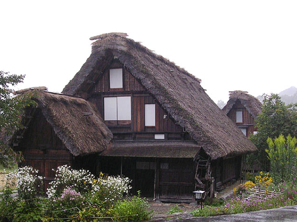 초가집마을