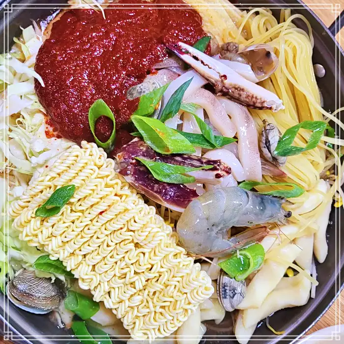 성남 신흥동 맛집 한마음으로 지켜온 38년 추억의 옛날 떡볶이