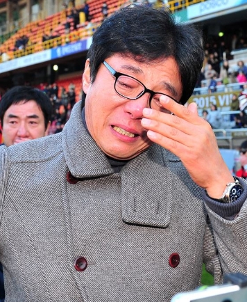 황선홍 프로필 나이 고향 학력 감독 경력