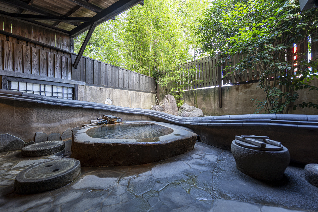 Yunosato Hayama — original source photograph