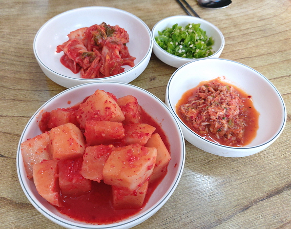밑반찬 밑반찬