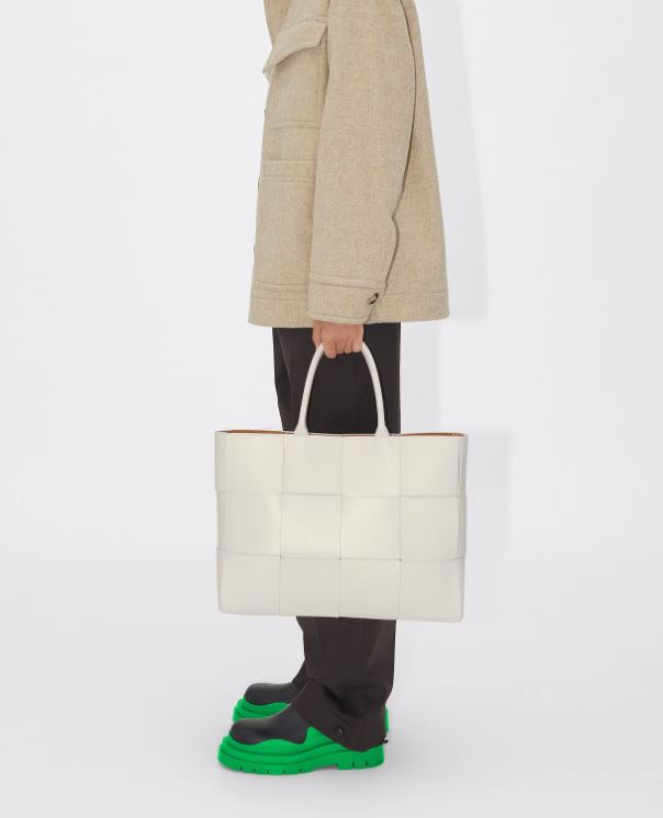 보테가베네타 아르코 라지 남성 토트백