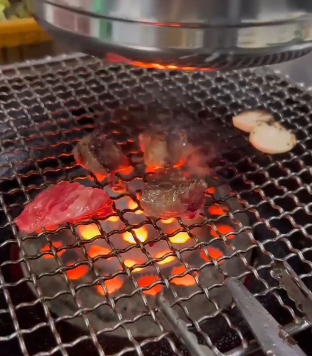 문경-한우소갈비살-영팔식육식당