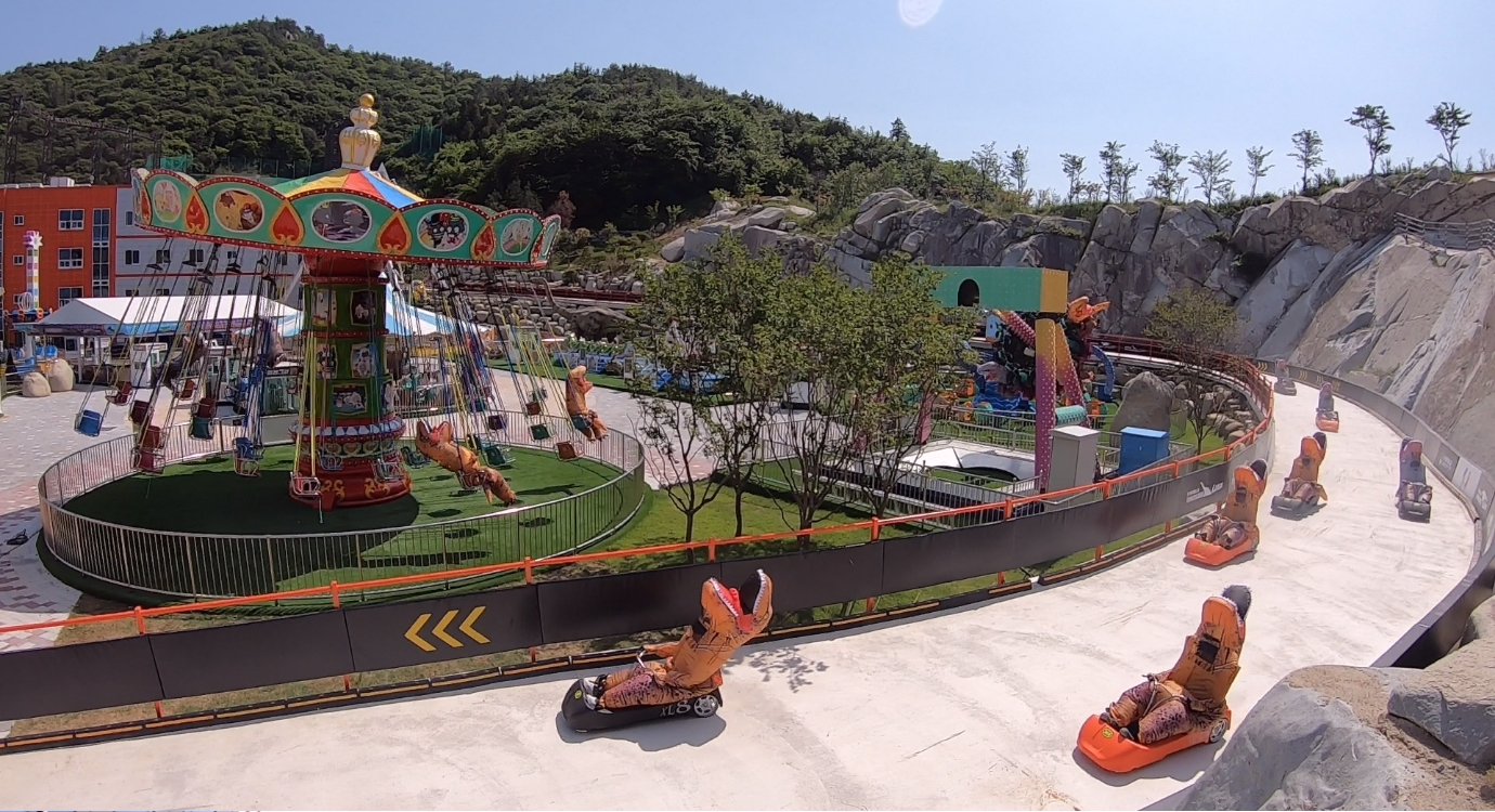 루지 타는 모습