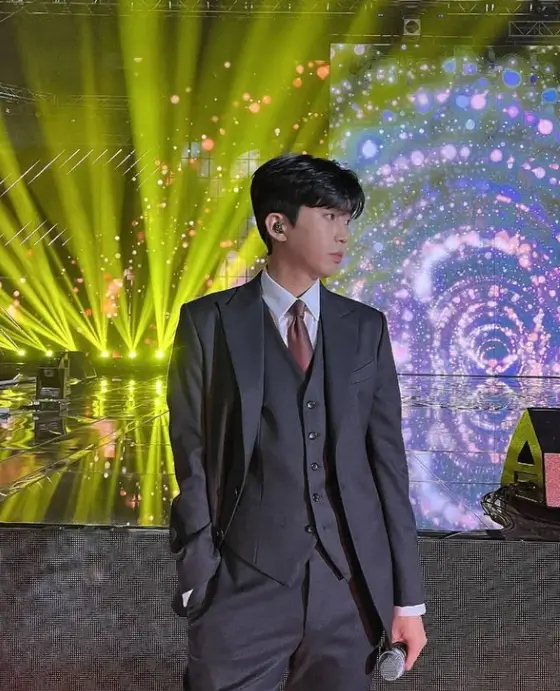 임영웅 노래모음 갤러리 유튜브ㅣ나이 키 혈액형 MBTI