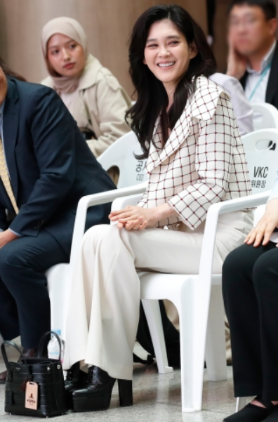 이부진 알라이아 토드백 가격