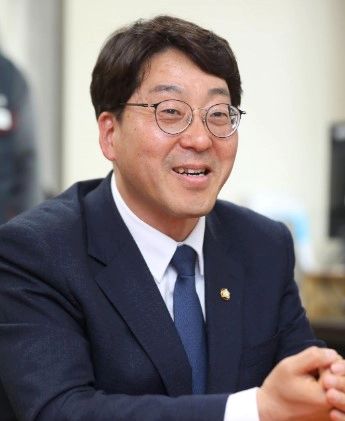 강성희 진보당 의원 프로필 나이 고향 학력