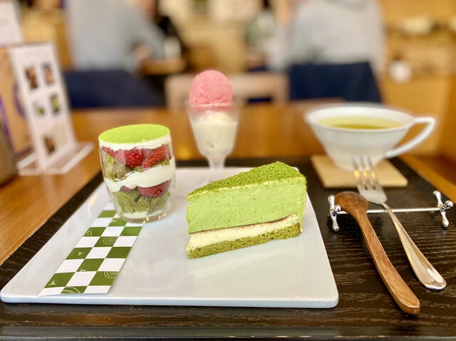 차차노마 오모테산도점