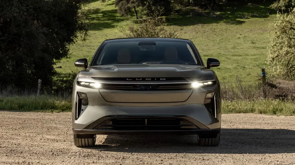 루시드모터스 그래비티 이미지