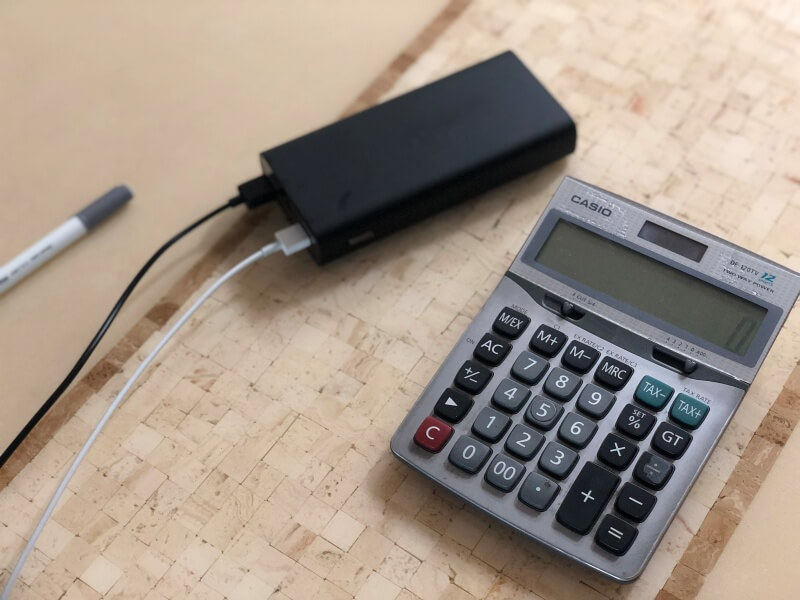 계산기-보조배터리-네임펜