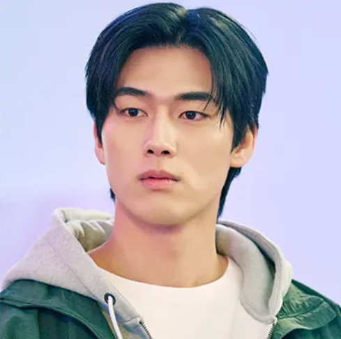 홍민기