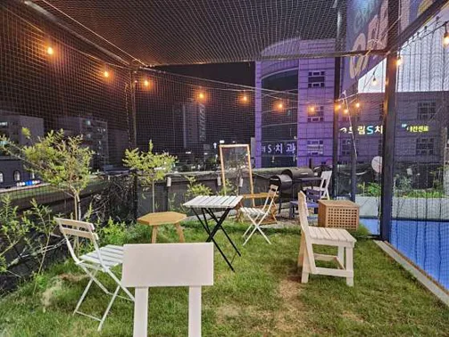 로프트 테니스장