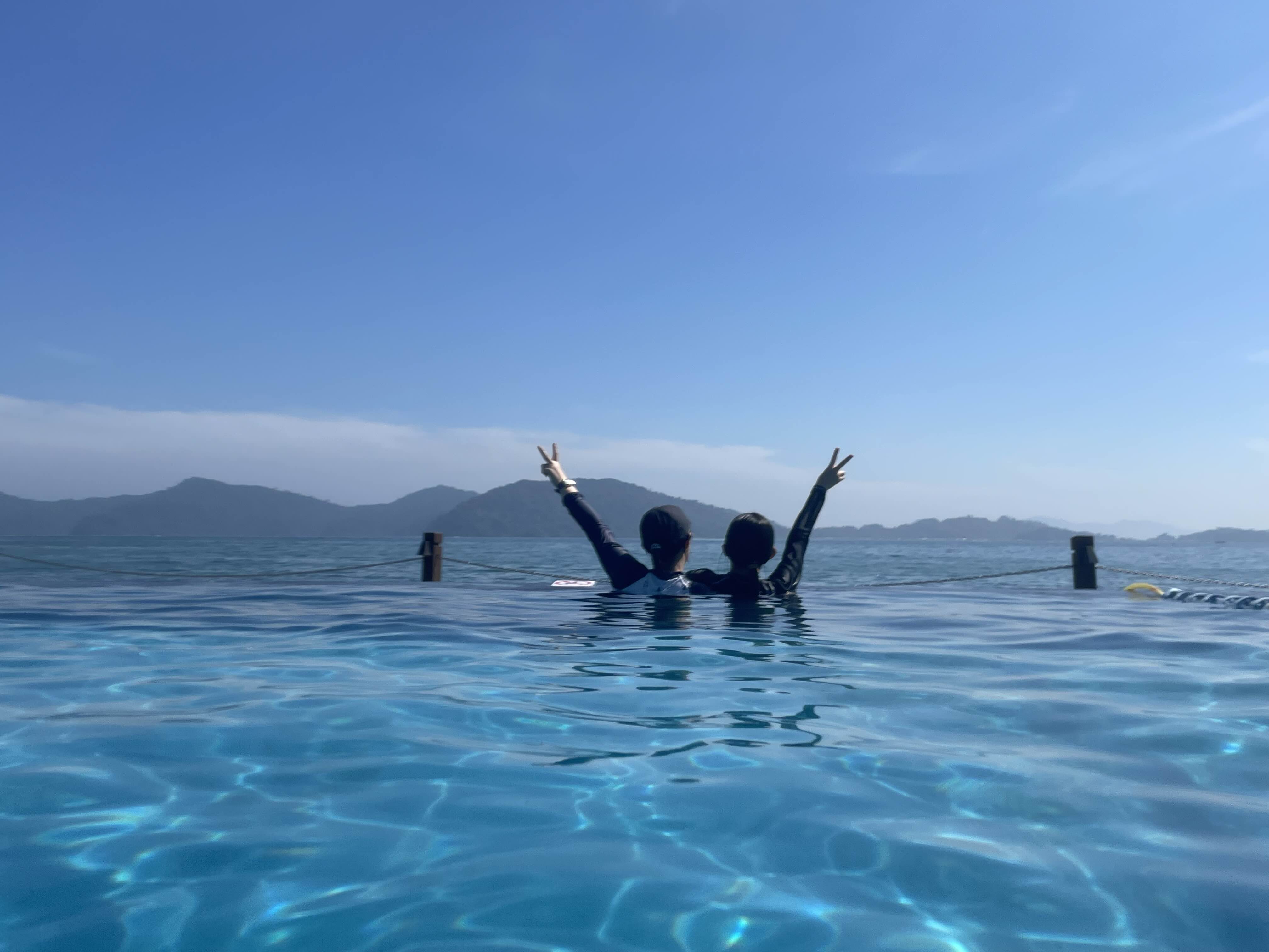 인피니티출- 바다와를 바라보며