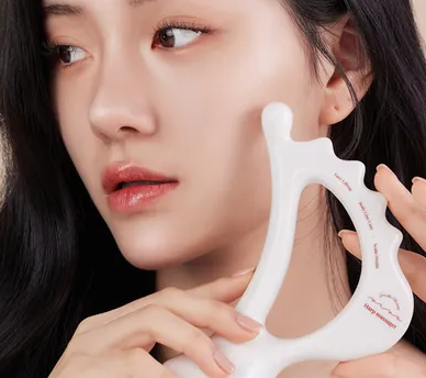 코수술후붓기관리 코성형회복 붓기빨리빼는법 혈액순환촉진 호박티효과 셀프얼굴붓기관리 코수술회복기간 코성형후관리 괄사효과 앞광대붓기제거