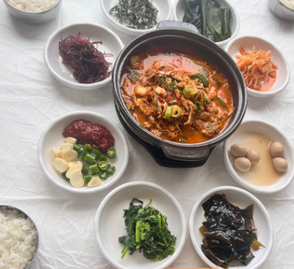 6시내고향 남해 멸치회무침 멸치쌈밥