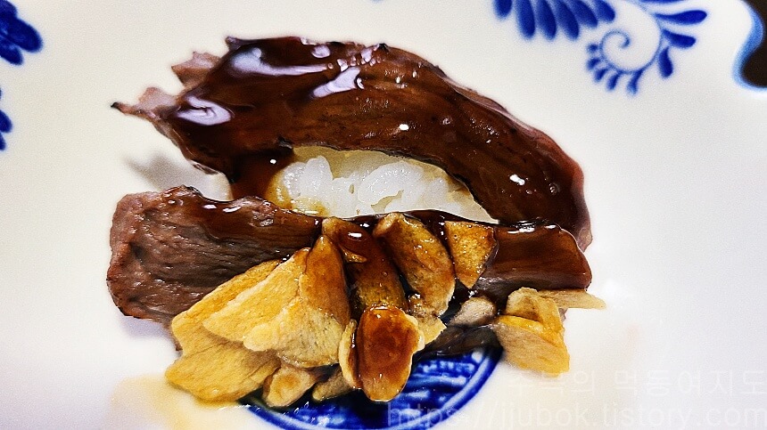 호실장초밥-모듬초밥-소고기초밥