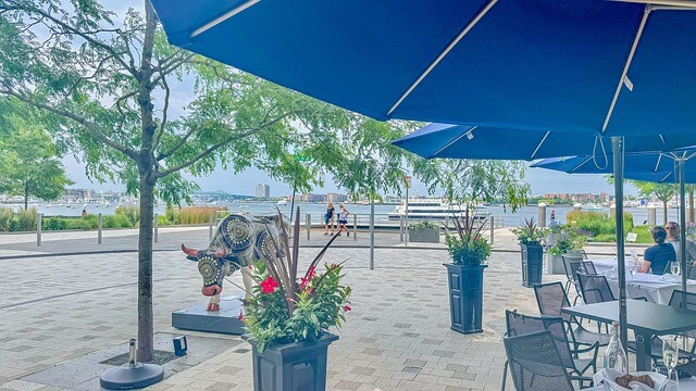 직원 한 명 없이 30년 운영된 해장국집의 운영 구조 분석