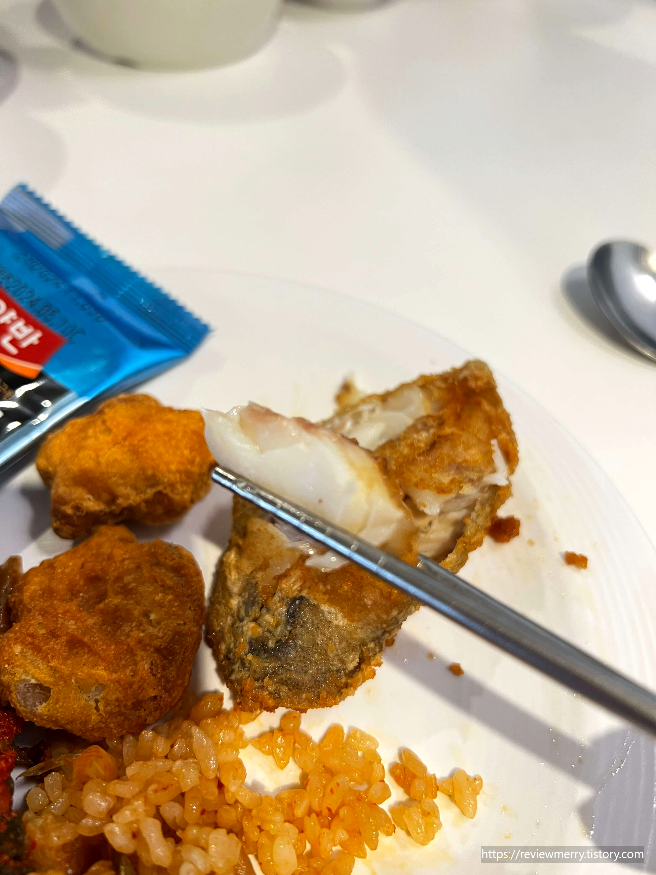 생선튀김 확대사진