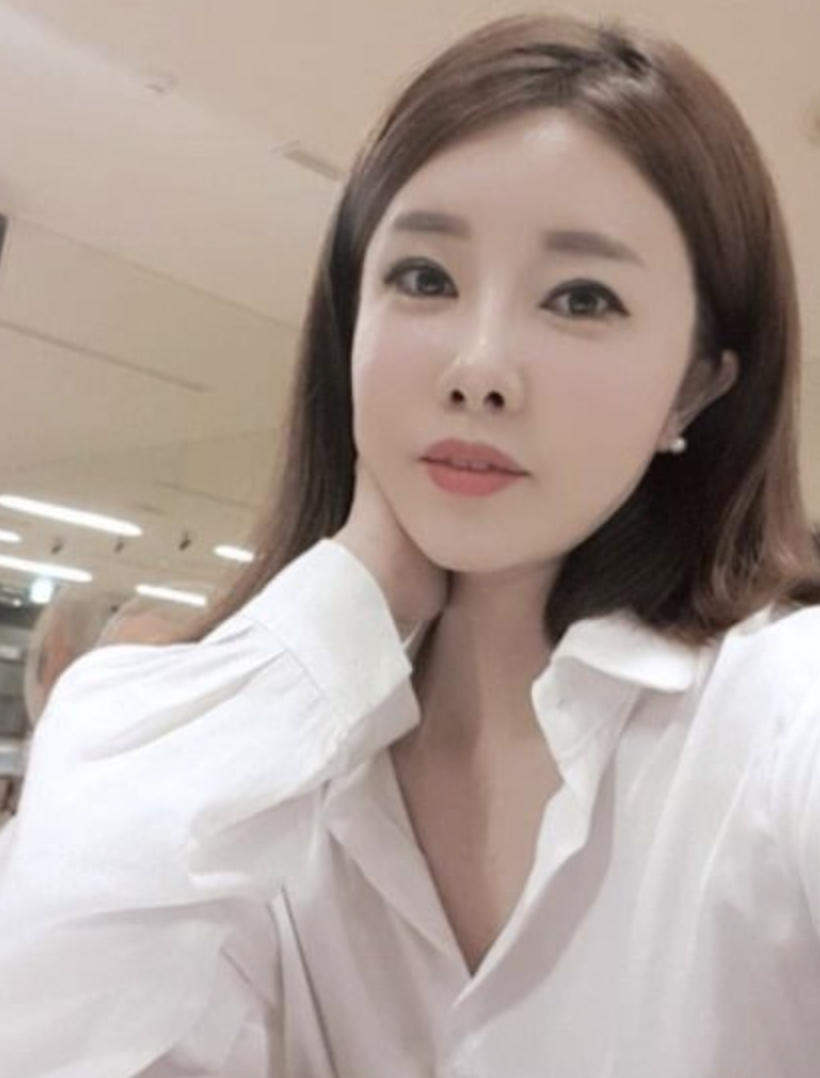 가수 강유진 인스타그램 셀카