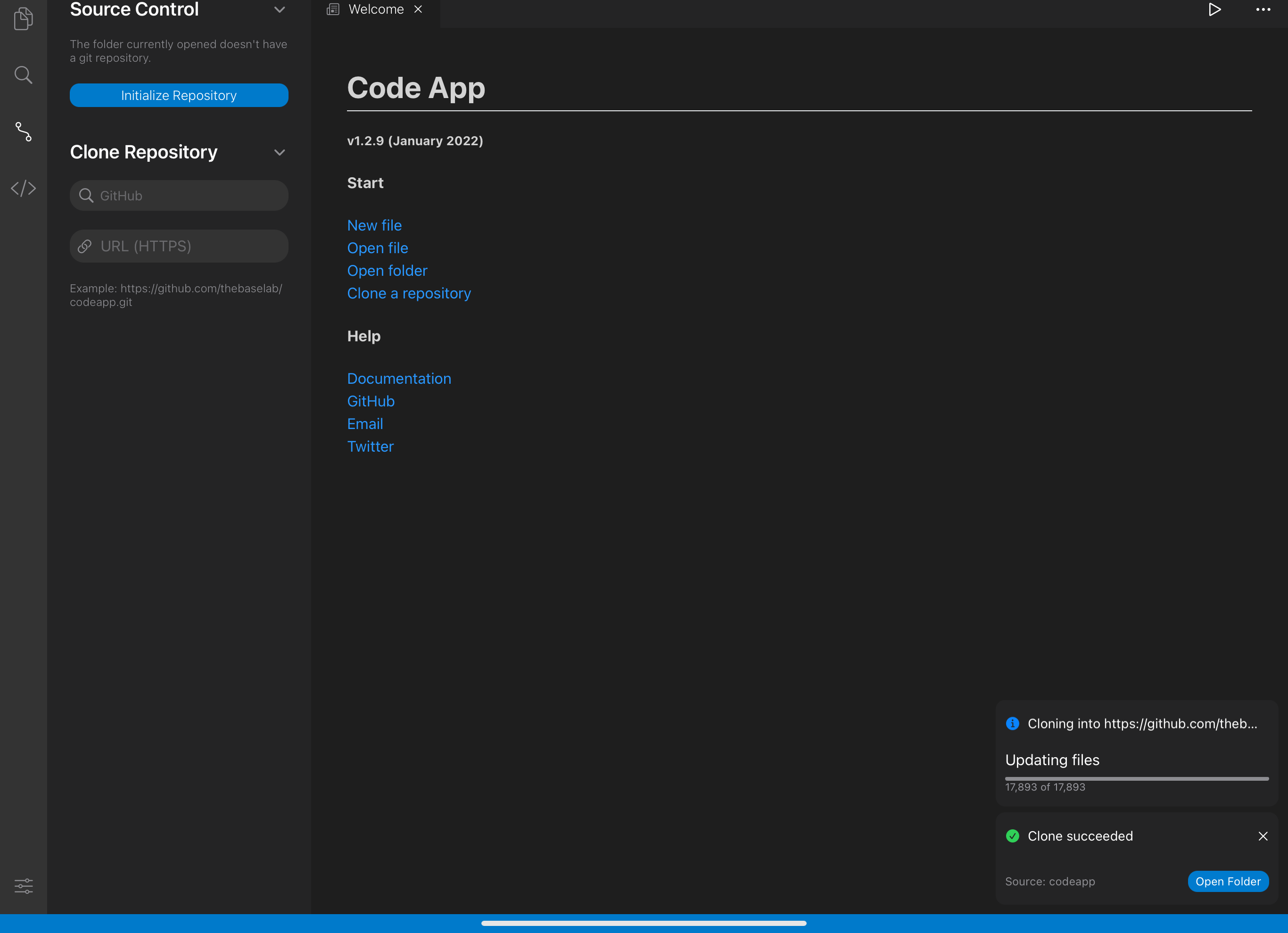 앱스토어 Code App 실행 화면
Source Control과 Code App의 Read.me 같은 메인 화면을 캡쳐해둠